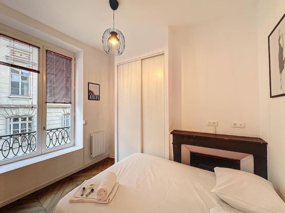 Cosy Appart, Rue St Cyr Lyon Extérieur photo